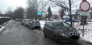 Lwowska karetką do szpitala „Świętego …”