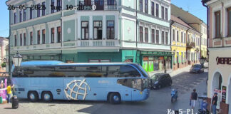 Wałowa elektryczny autobus rusza…
